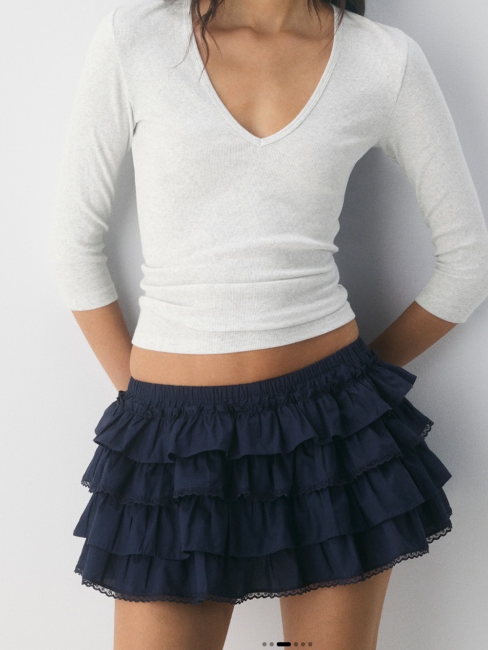 Aritzia Sunday best Theo poplin skort
